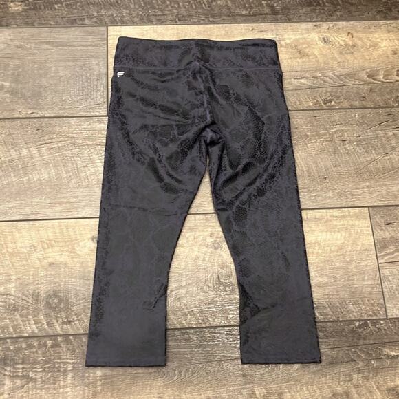Powerhold By Fabletics Saloar Printed Crop Legging Size M - Picture 3 of 7